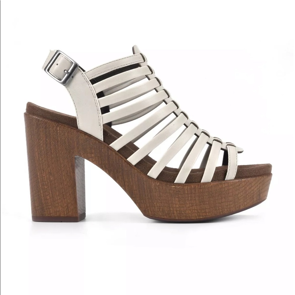 WHITE MOUNTAIN Women's Astonish Platform Sandals
